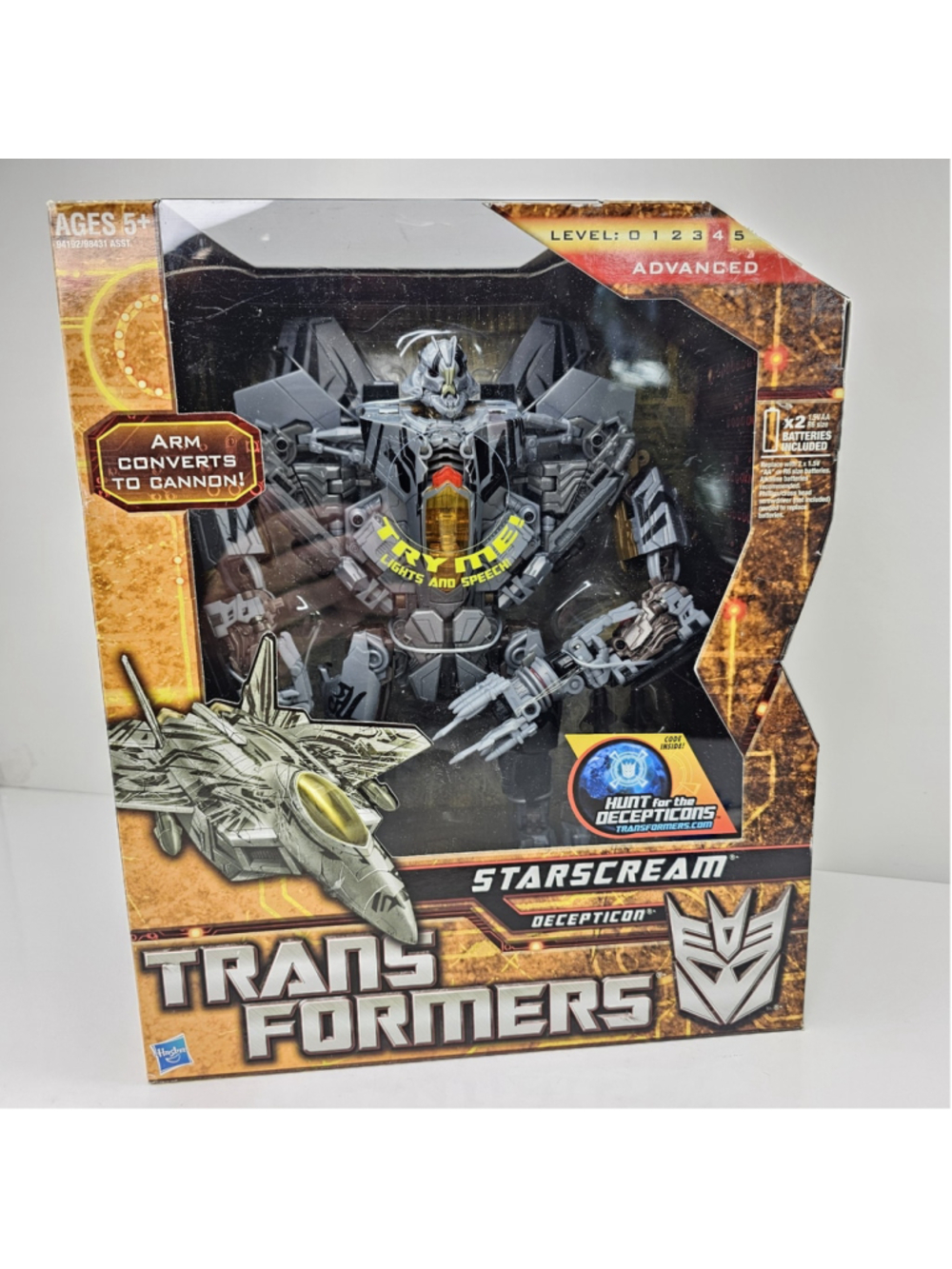 Hasbro Transformers Leader Starscream Action Figure